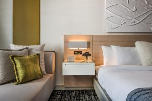 Postel nebo postele na pokoji v ubytování Hotel Zero Degrees Danbury