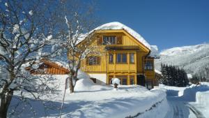 Apartment Schloemicher Leopold und Birgitt v zime