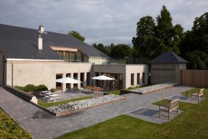 Photo de la galerie de l'établissement B&B Baron’s House Neerijse-Leuven, à Neerijse