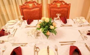 Imagen de la galería de Hennessis Hotel, en Nairobi 19 fotos más