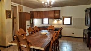 Kuchyň nebo kuchyňský kout v ubytování Casa Vecia