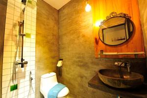 Kupatilo u objektu Finess Basic Hotel
