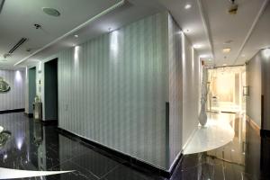 Um banheiro em Broadway Hotel