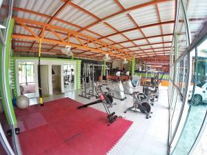 Fitness centrum a/nebo fitness zařízení v ubytování Vii House Rawai Phuket