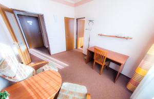 Posteľ alebo postele v izbe v ubytovaní Hotel Vsacan