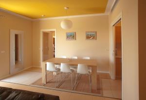 Posezení v ubytování Aparthotel La Pineta