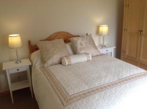 A bed or beds in a room at St. Catherines