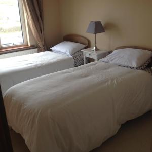 A bed or beds in a room at St. Catherines