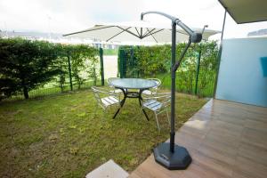 Ogród w obiekcie Apartamento Premium Playa Altar 2