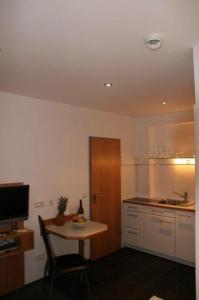 Gallery image of Apartment-Haus in Cologne +16 photos
