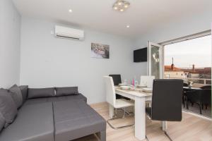 Φωτογραφία από το άλμπουμ του Apartments Mate σε Turanj