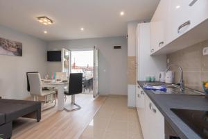 Φωτογραφία από το άλμπουμ του Apartments Mate σε Turanj