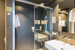 Kopalnica v nastanitvi ibis Styles Basel City
