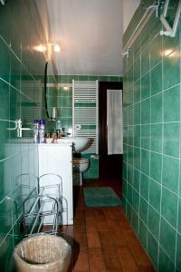 Phòng tắm tại Agriturismo La Garzonera