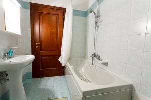 A bathroom at Casa Martin