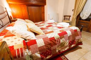 A bed or beds in a room at Casa Martin
