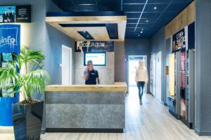 
The lobby or reception area at ibis Budget Luxembourg Aeroport
