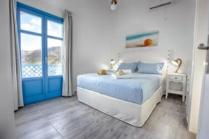 Postel nebo postele na pokoji v ubytování Aegean Sea Villas