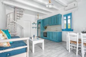 Kuchyň nebo kuchyňský kout v ubytování Aegean Sea Villas
