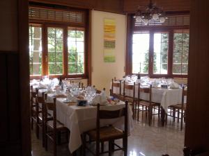 ห้องอาหารหรือที่รับประทานอาหารของ Albergo Filietto
