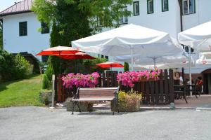 Aed väljaspool majutusasutust Gasthof Sonne