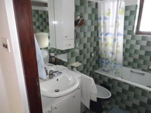 Guest House Raukar的一间浴室