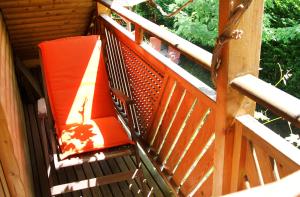A balcony or terrace at Kőszeghegyalja Vendégház