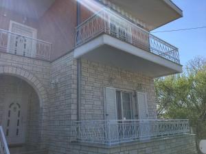 A balcony or terrace at Villa Elena