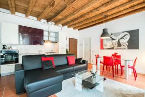 Gallery image of Soleluna Apartments - by Relais Di Giada in Como