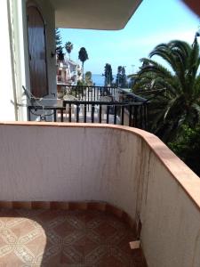 Ein Balkon oder eine Terrasse in der Unterkunft Holiday Home Recanati