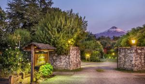 Γενική θέα στο βουνό ή θέα στο βουνό από  αυτό το καταφύγιο