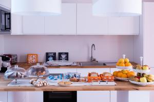 Jedlo v ubytovaní bed & breakfast alebo blízkom okolí
