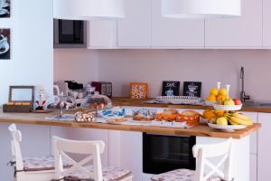 Jedlo v ubytovaní bed & breakfast alebo blízkom okolí