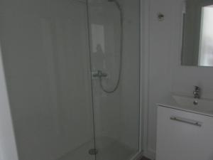 Ванна кімната в Etretat's Motel
