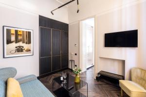 Gallery image of The H'All Tailor Suite Roma in Rome