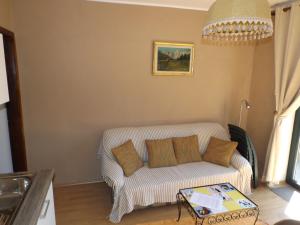 Guest House Raukar的休息区