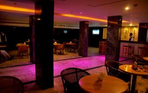 Restaurace v ubytování Nayagara Hotel