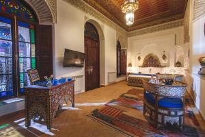 Posedenie v ubytovaní Riad Fes Maya Suite & Spa