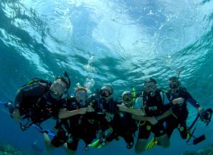 Gäste, die in der Unterkunft Bunaken Divers Sea Breeze Resort übernachten