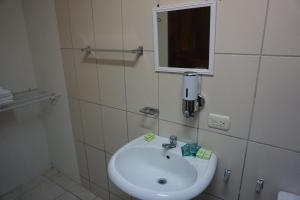 Bilik mandi di Villa Vilar