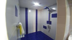Vannituba majutusasutuses Cross Health Spa Center