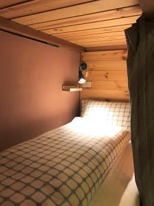 Letto o letti in una camera di Gift Box Hostel