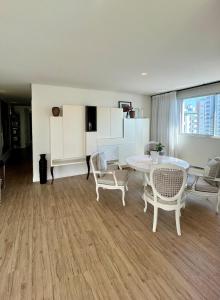 Stunning Apartment, High Standard Sea View, Balneário Camboriú (अपडेट ...