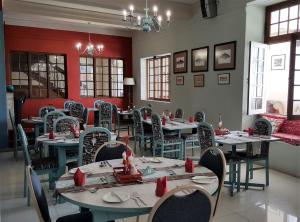 Restaurant o un lloc per menjar a Lamberts Bay Hotel