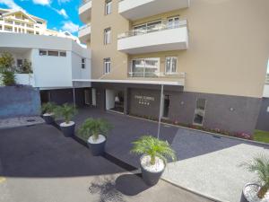 Clădirea în care este situat/ăaparthotelul