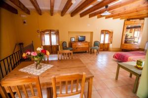 Posezení v ubytování Apartaments Falset + 23 fotografií