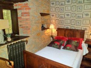 Un pat sau paturi într-o cameră la Casa Rural La Retuerta