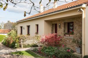 En have udenfor Chambres Au Jardin Fleuri