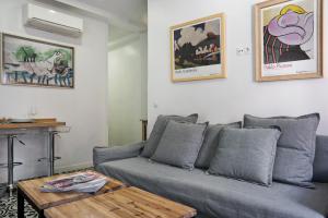 Posedenie v ubytovaní Luxury Apartment Picasso by Nagoa Homes