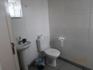 ห้องน้ำของ Villa Tata Suítes Ltda